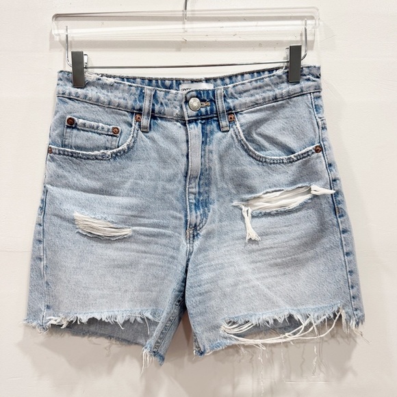Zara High Waist Distressed Denim Shorts Light Wash Size 4 Festival - Picture 1 of 7